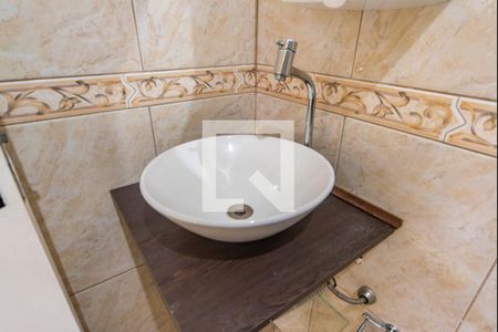 Pia  de apartamento para alugar com 2 quartos, 59m² em Vila Valparaiso, Santo André