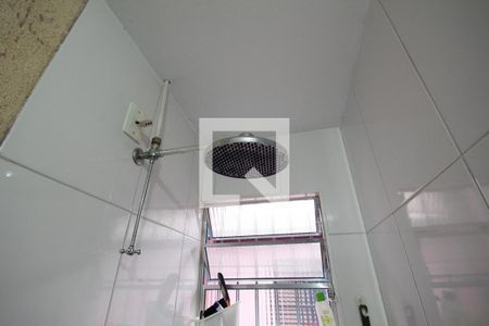 Casa para alugar com 80m², 2 quartos e 2 vagasBanheiro