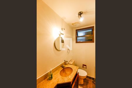 Apartamento à venda com 135m², 3 quartos e 2 vagas Apartamento à venda com 135m², 3 quartos e 2 vagasLavabo