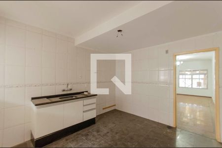 Casa à venda com 110m², 2 quartos e 1 vagaCozinha 