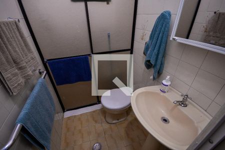 Casa à venda com 240m², 3 quartos e 3 vagasBanheiro Casa 2