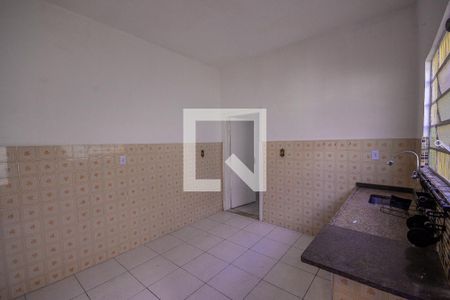 Casa à venda com 240m², 3 quartos e 3 vagasCozinha