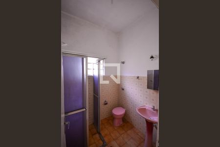 Casa à venda com 240m², 3 quartos e 3 vagasBanheiro