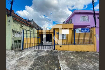 Casa à venda com 240m², 3 quartos e 3 vagasFachada