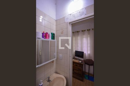 Casa à venda com 240m², 3 quartos e 3 vagasBanheiro Casa 2