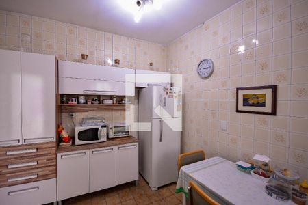 Casa à venda com 240m², 3 quartos e 3 vagasCozinha Casa 2