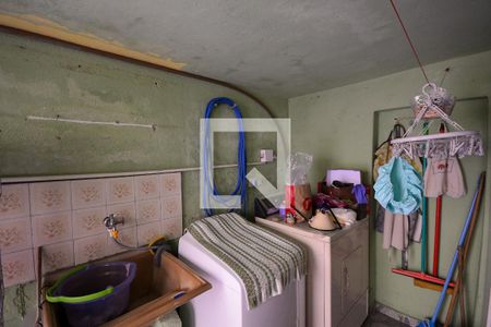 Casa à venda com 240m², 3 quartos e 3 vagasArea de Serviço Casa 2