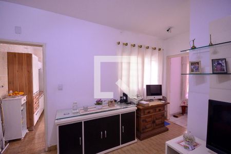 Casa à venda com 240m², 3 quartos e 3 vagasSala Casa 2