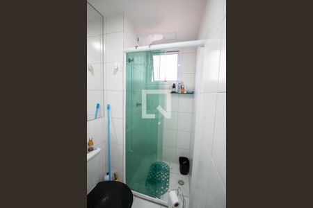 Banheiro de apartamento à venda com 1 quarto, 28m² em Vila Campanela, São Paulo