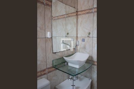 Apartamento à venda com 50m², 2 quartos e 1 vaga Apartamento à venda com 50m², 2 quartos e 1 vagaDetalhe banheiro