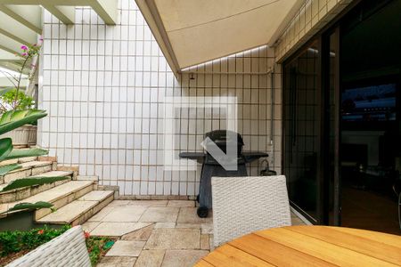 Apartamento à venda com 440m², 5 quartos e 5 vagasCobertura - Churrasqueira