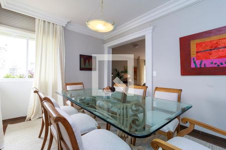Apartamento à venda com 440m², 5 quartos e 5 vagasSala
