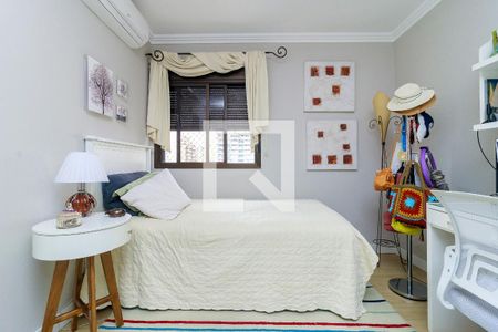 Apartamento à venda com 440m², 5 quartos e 5 vagasSuíte 2