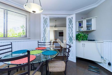 Apartamento à venda com 440m², 5 quartos e 5 vagasCopa