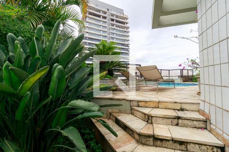 Apartamento à venda com 440m², 5 quartos e 5 vagasCobertura - Piscina