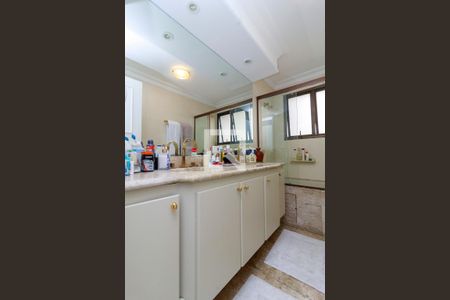 Apartamento à venda com 440m², 5 quartos e 5 vagasSuíte Principal - Banheiro