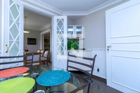 Apartamento à venda com 440m², 5 quartos e 5 vagasCopa