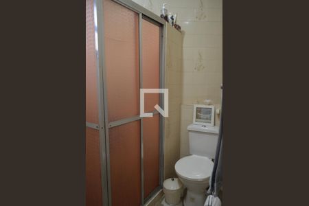 Casa à venda com 350m², 3 quartos e 4 vagasBanheiro de Serviço