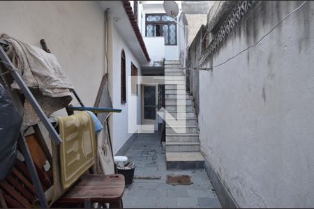 Casa à venda com 350m², 3 quartos e 4 vagasÁrea Externa - Fundos