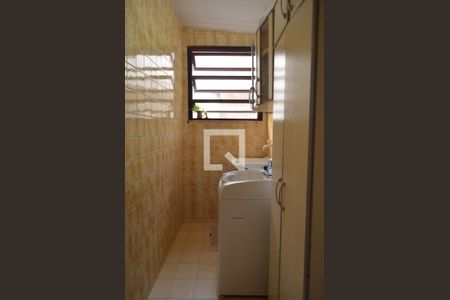 Casa à venda com 350m², 3 quartos e 4 vagasÁrea de Serviço