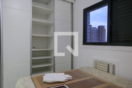 Apartamento para alugar com 224m², 4 quartos e 2 vagasQuarto