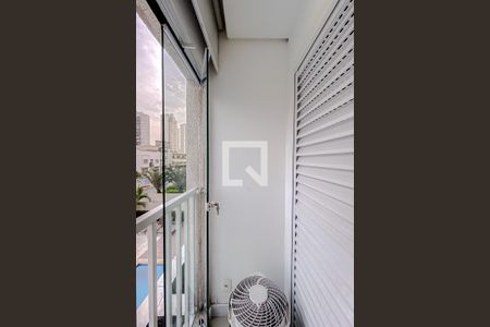 Apartamento à venda com 103m², 3 quartos e 2 vagasQuarto 3 - Varanda