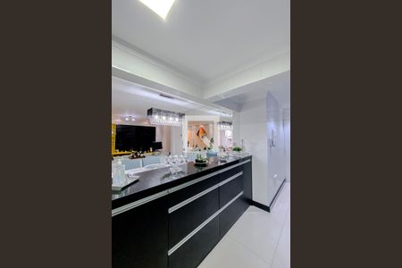 Apartamento à venda com 103m², 3 quartos e 2 vagasCozinha