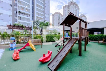 Apartamento à venda com 103m², 3 quartos e 2 vagasÁrea comum - Playground