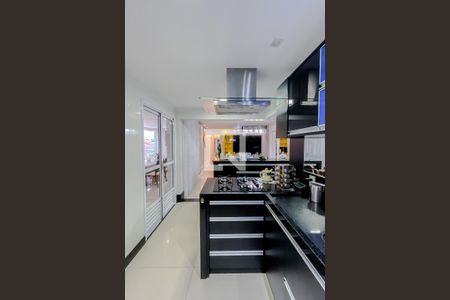 Apartamento à venda com 103m², 3 quartos e 2 vagasCozinha