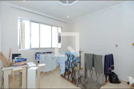 Casa à venda com 266m², 4 quartos e 2 vagasAntessala