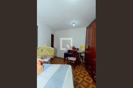 Casa à venda com 266m², 4 quartos e 2 vagasQuarto 3 - Suíte