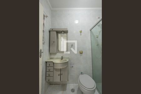 Casa para alugar com 110m², 3 quartos e 1 vaga Casa para alugar com 110m², 3 quartos e 1 vagaBanheiro de Serviço