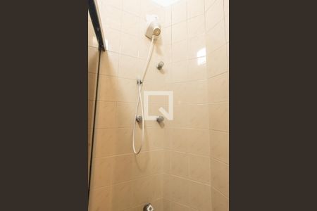 Casa para alugar com 110m², 3 quartos e 1 vaga Casa para alugar com 110m², 3 quartos e 1 vagaBanheiro Social
