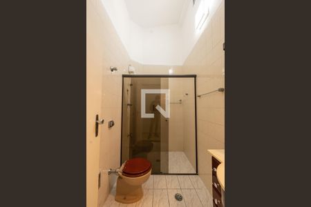 Casa para alugar com 110m², 3 quartos e 1 vaga Casa para alugar com 110m², 3 quartos e 1 vagaBanheiro Social