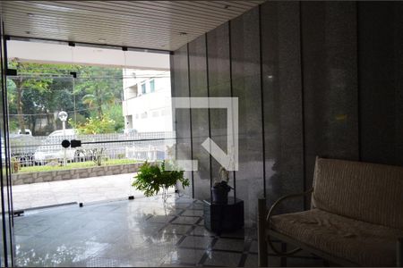 Apartamento à venda com 40m², 2 quartos e 1 vagaHall de Entrada do Prédio