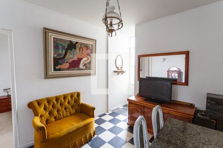 Sala de apartamento à venda com 1 quarto, 60m² em Lourdes, Belo Horizonte