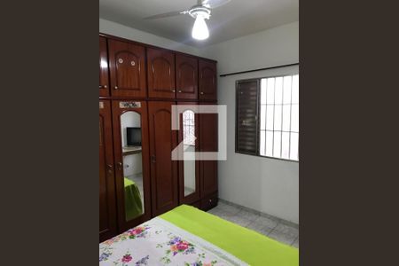 Casa à venda com 282m², 4 quartos e 2 vagas Casa à venda com 282m², 4 quartos e 2 vagasQuarto 3