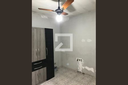 Casa à venda com 282m², 4 quartos e 2 vagas Casa à venda com 282m², 4 quartos e 2 vagasQuarto 2