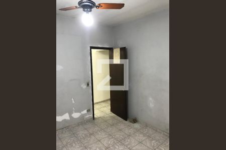 Casa à venda com 282m², 4 quartos e 2 vagas Casa à venda com 282m², 4 quartos e 2 vagasQuarto 2