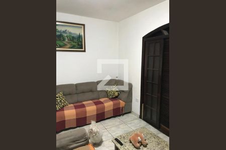 Casa à venda com 282m², 4 quartos e 2 vagas Casa à venda com 282m², 4 quartos e 2 vagasSala