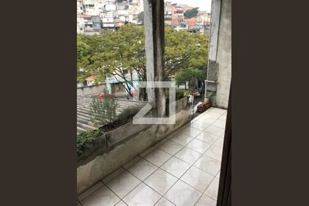 Casa à venda com 282m², 4 quartos e 2 vagas Casa à venda com 282m², 4 quartos e 2 vagasvaranda
