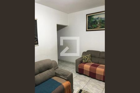 Casa à venda com 282m², 4 quartos e 2 vagas Casa à venda com 282m², 4 quartos e 2 vagasSala