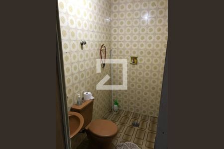 Casa à venda com 282m², 4 quartos e 2 vagas Casa à venda com 282m², 4 quartos e 2 vagasbanheiro 4