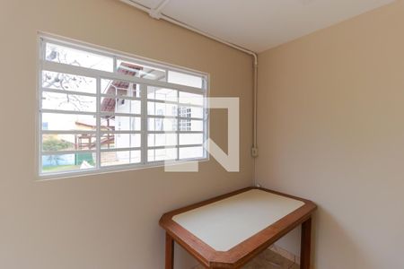 Casa de condomínio à venda com 340m², 3 quartos e 4 vagasQuarto de Serviço