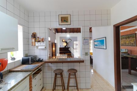 Casa de condomínio à venda com 340m², 3 quartos e 4 vagasCozinha