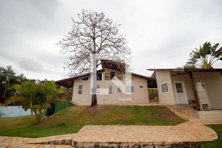 Casa de condomínio à venda com 340m², 3 quartos e 4 vagasFachada