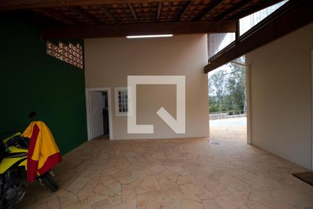 Casa de condomínio à venda com 340m², 3 quartos e 4 vagasGaragem