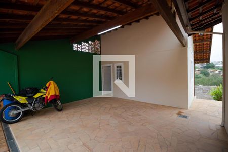 Casa de condomínio à venda com 340m², 3 quartos e 4 vagasGaragem