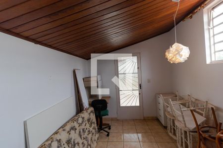Casa de condomínio à venda com 340m², 3 quartos e 4 vagasMezanino