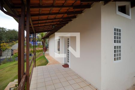 Casa de condomínio à venda com 340m², 3 quartos e 4 vagasVaranda da Salas
